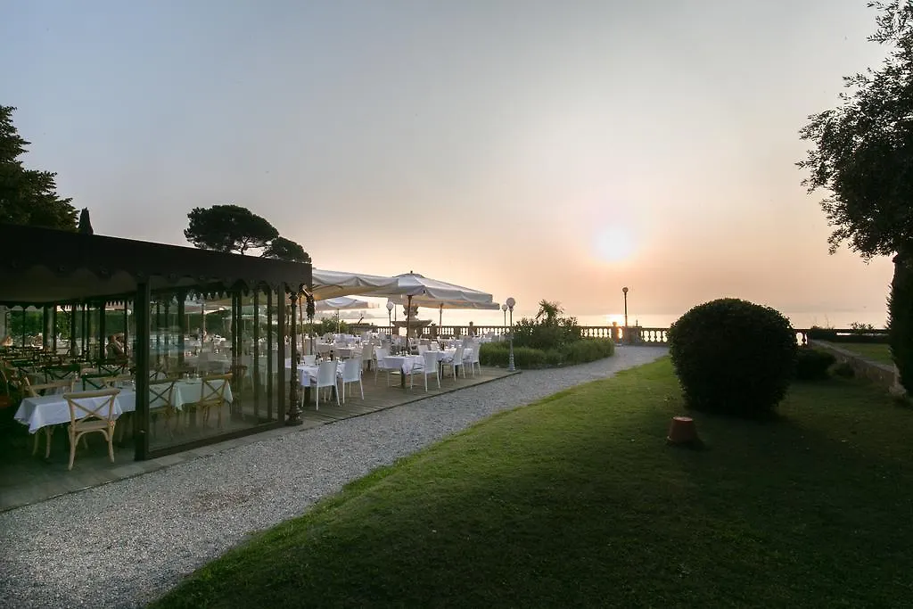 Villa Pioppi Hotel Sirmione Italy