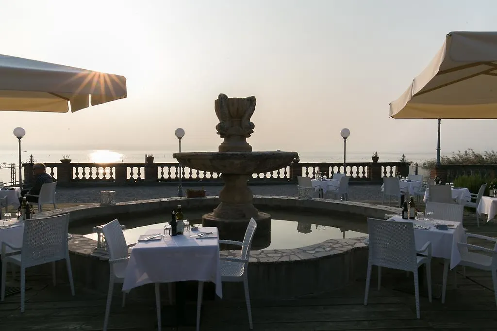 Villa Pioppi Hotel Sirmione Italy