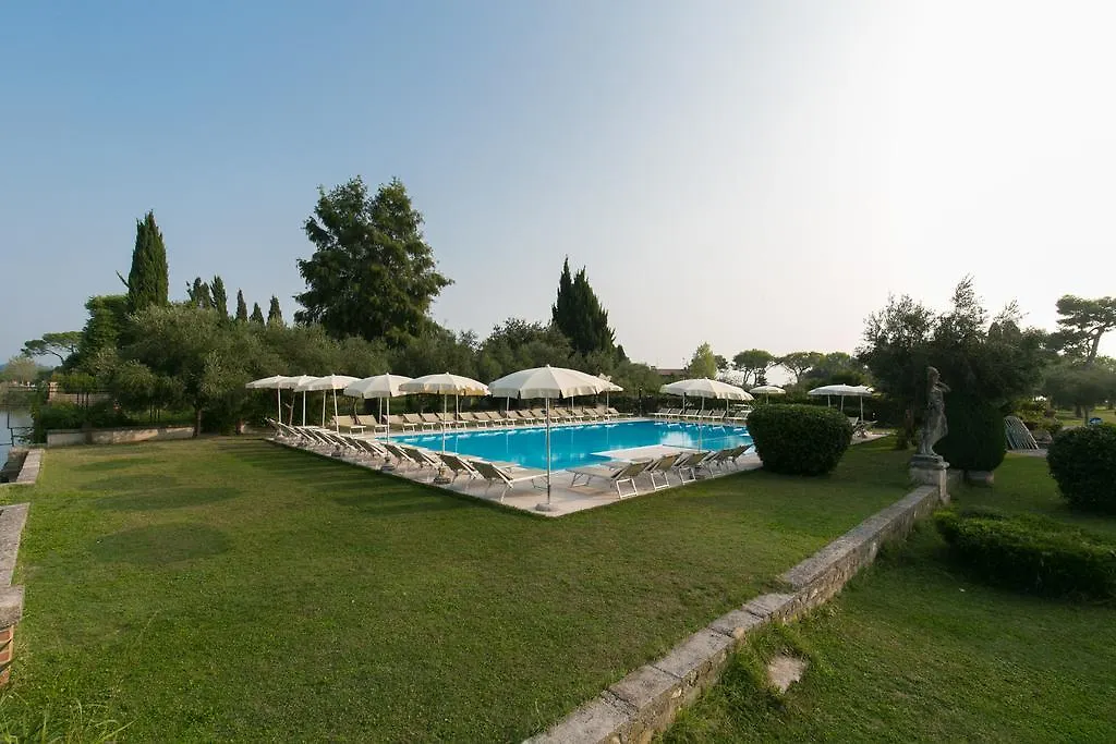 Villa Pioppi Hotel Sirmione 2*,  Italy